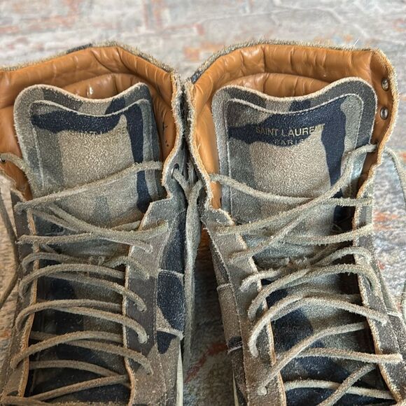 Saint Laurent Camo Suede Fringe-Detail High-Top Sneaker Sz. 11 (44) - Picture 2 of 10